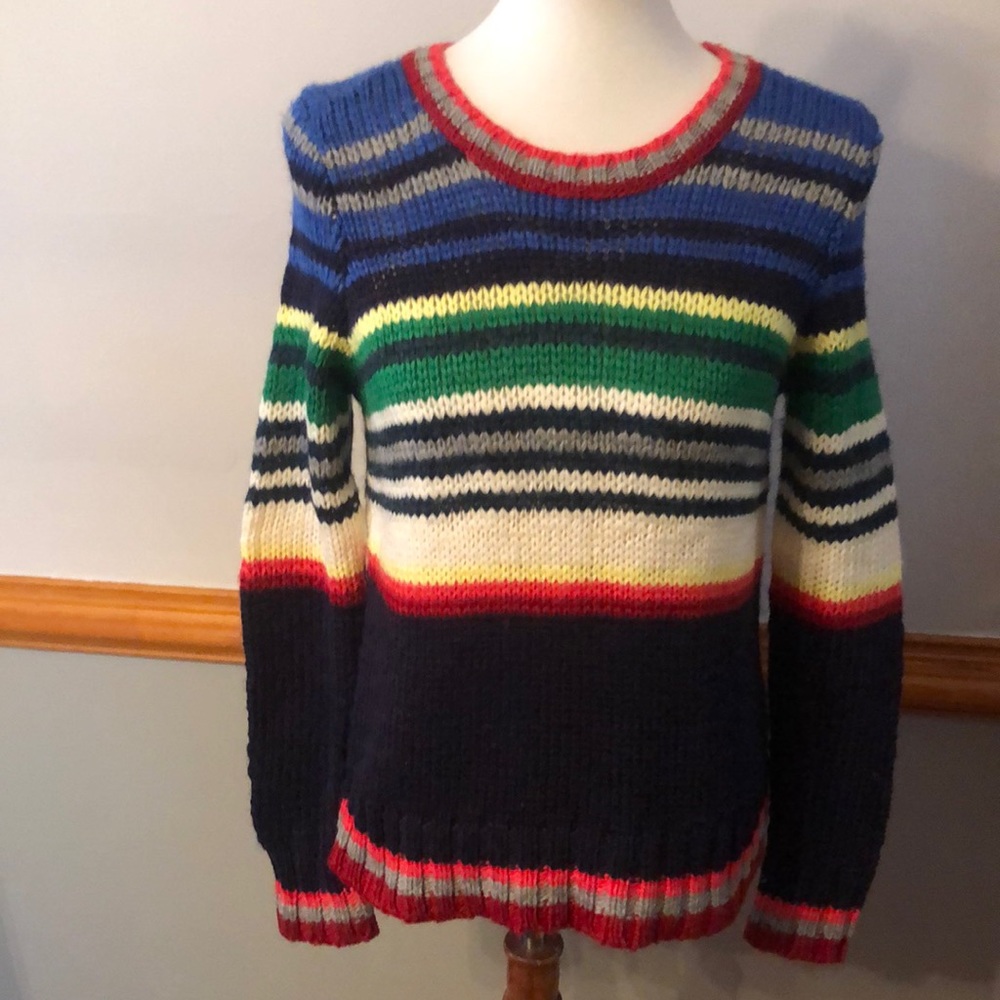 American Eagle Outfitters Sweater